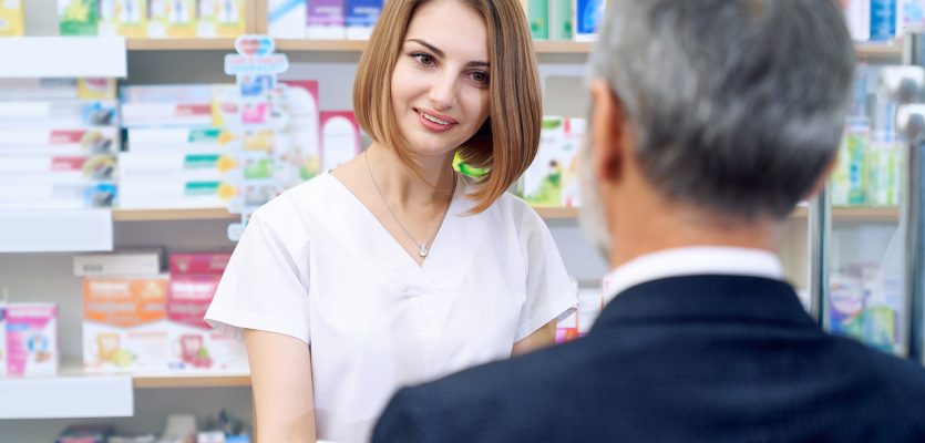 atendente-de-farmacia